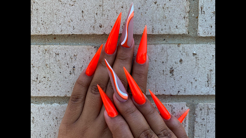 T Nails