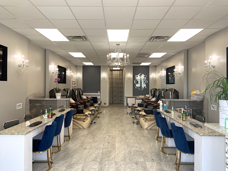 L & L Nail Spa