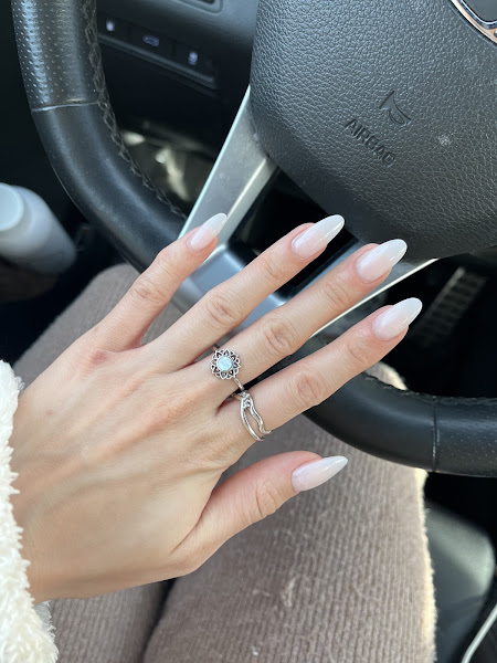 Beverly Hills Nails And Spa 3