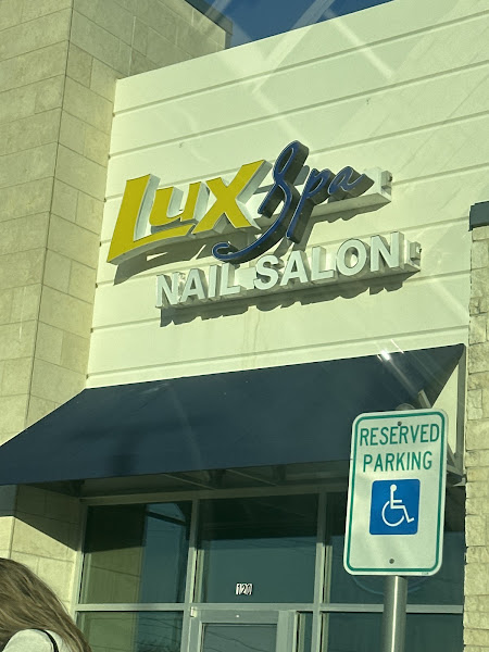 Lux Spa & Nail Salon 2