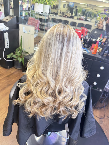 El Hispano Beauty Salon 3
