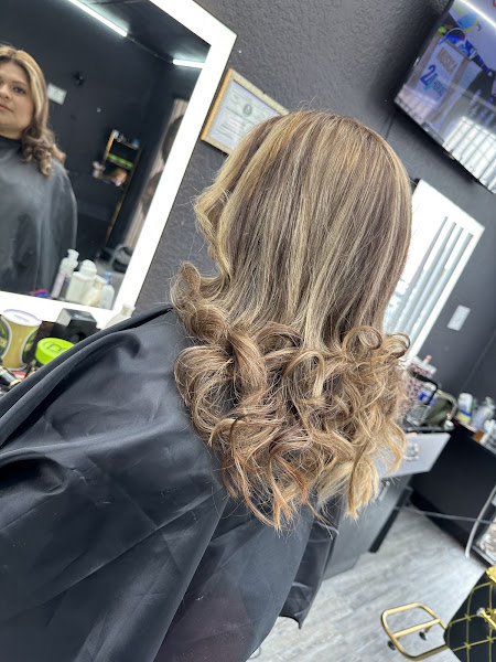 Prada Barber & Salon 3
