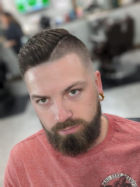 Cool Heads Barbershop Las Colinas(Riverside)