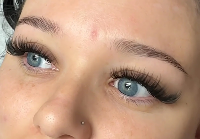Glamour Lash & Brows San Diego ($15 OFF Full set & Lash lift) 2