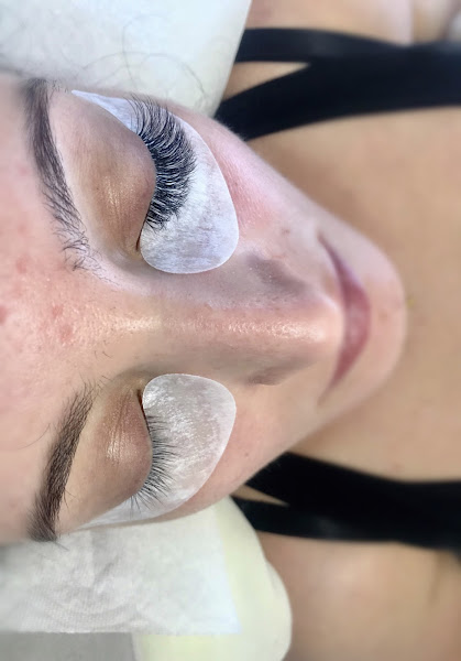 LASHBAR Kearny Mesa | San Diego Eyelash Extensions and Brows 2