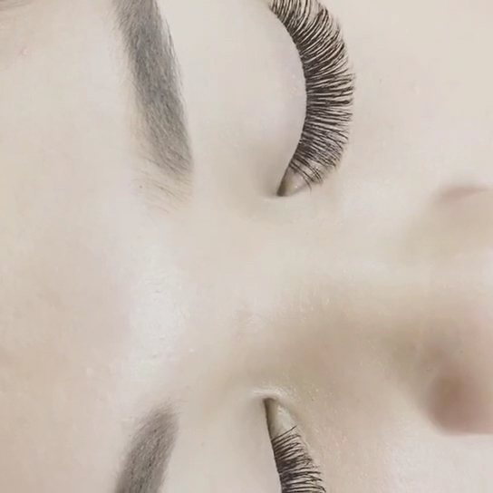 Hour Lashes (Clairemont) 4