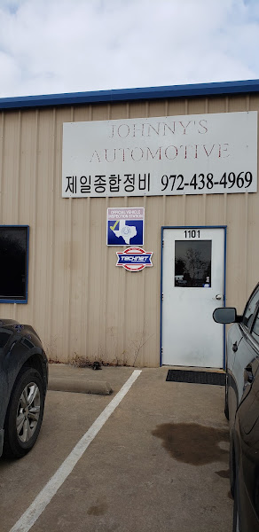 Johnnys Automotive 4