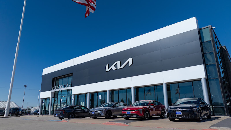 Clay Cooley Kia