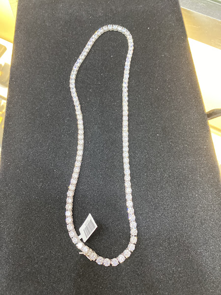 Goldbar Jewelers 4