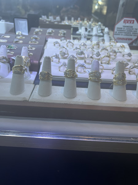 Globalwatches10. Gold & Diamond Jewelers