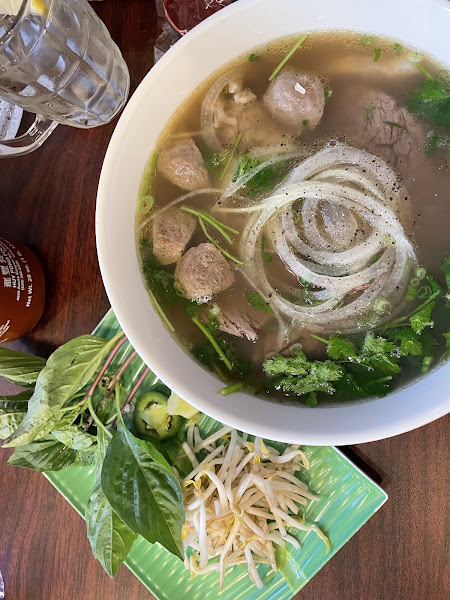 Pho Eva 4