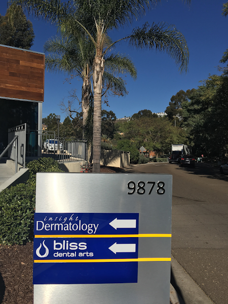 Insight Dermatology 4