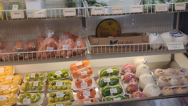 Yun Loy Asian Market 3