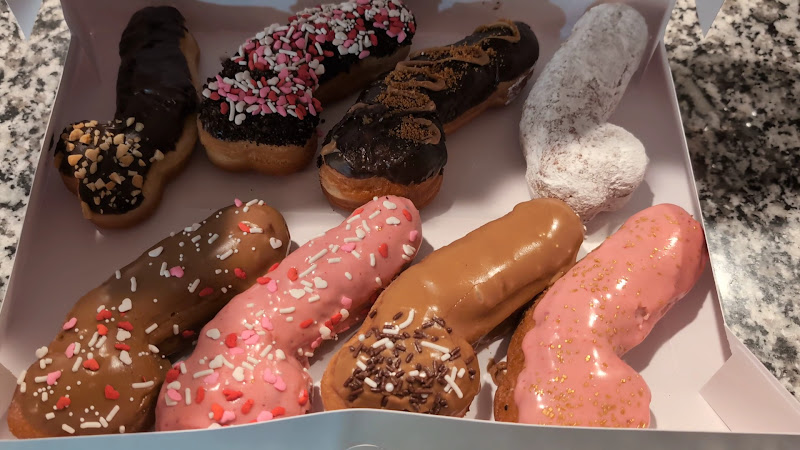 Robin’s Snowflake Donuts & Cafe 3