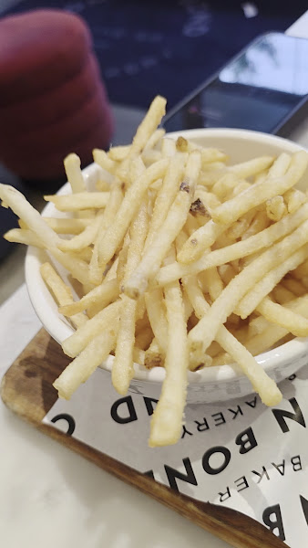 Common Bond Bistro & Bakery - City Place 3