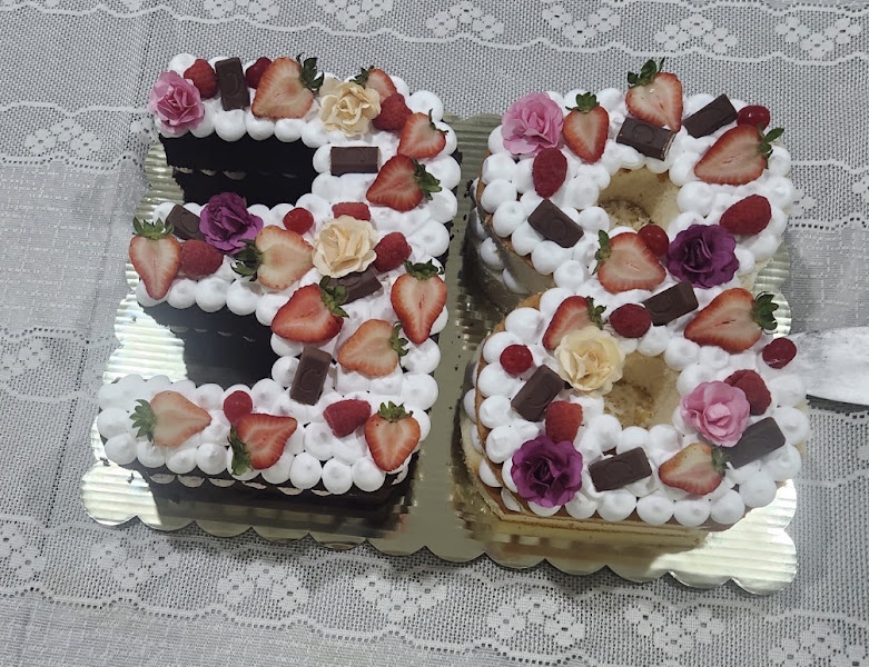 Los Globos Bakery 3
