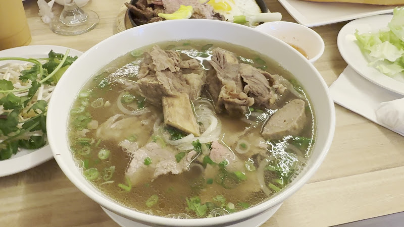 Saigon District Vietnamese Restaurant 3