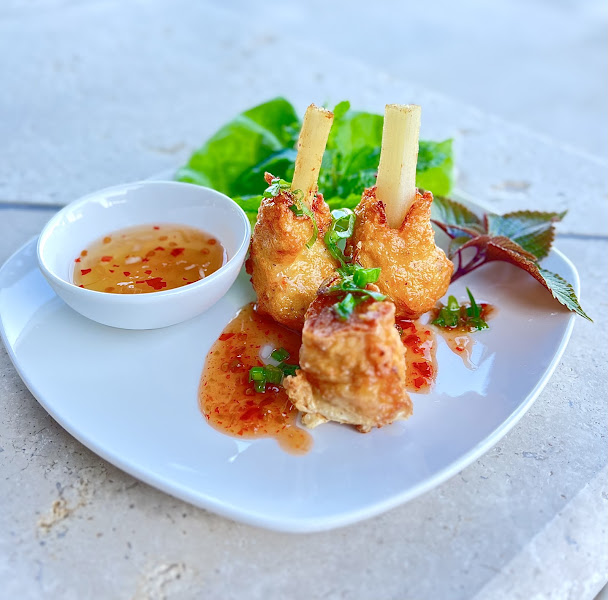 V Bistro - Vietnamese Noodles & Grill 4