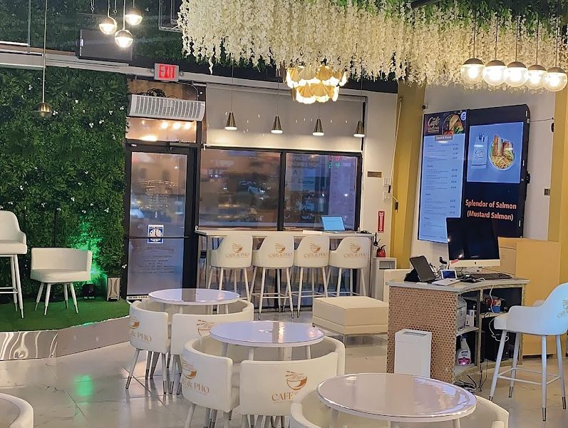 CAFE & PHO
