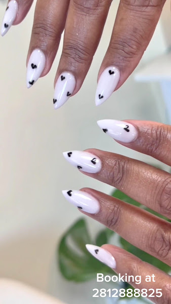 V Spa Nail 3