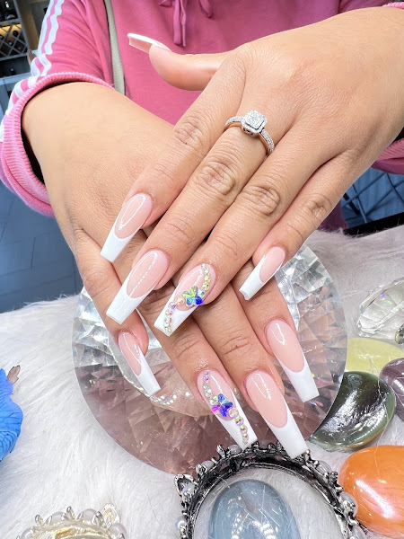 VIE NAILS & SPA 5