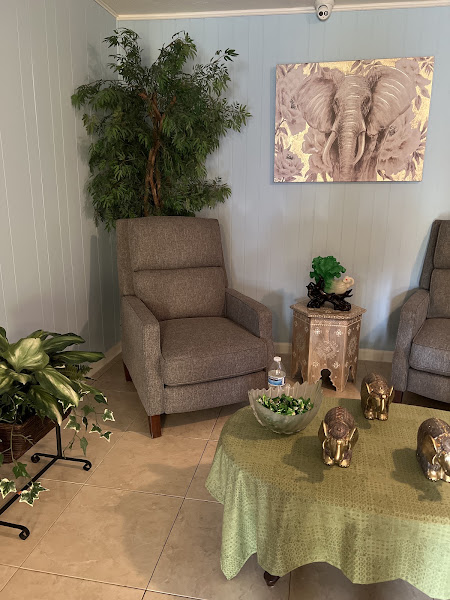 Relaxing Thai Massage (The Woodlands & Spring, TX) 3