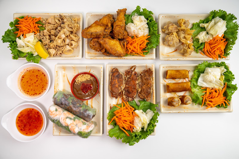 La' Pho & Seafood 3