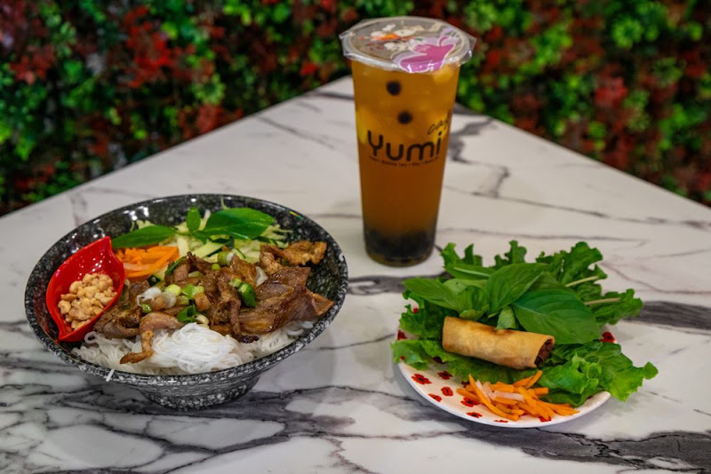 Yumi Cafe Tomball 4