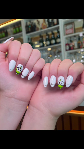 Island Nail Lounge 3