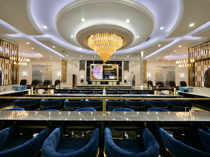 Spartan Nail Spa 290
