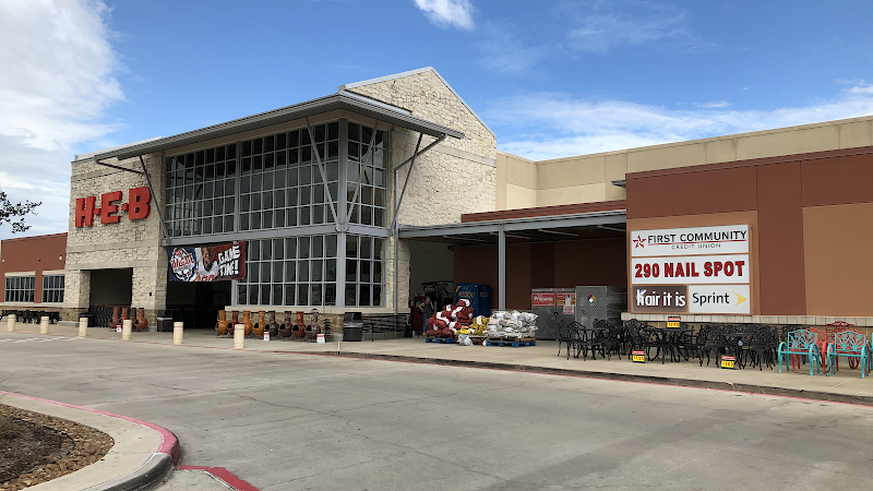 290 NAIL SPOT (Inside HEB In Front Of Fairfield)