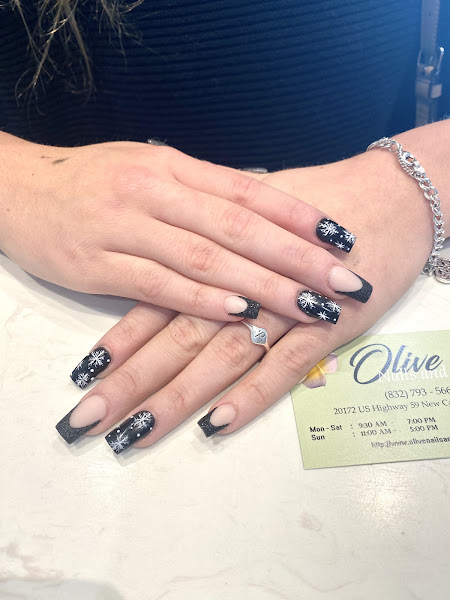 Olive Nails and Spa 4