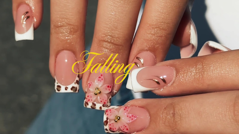 Bling Nail & Spa 3