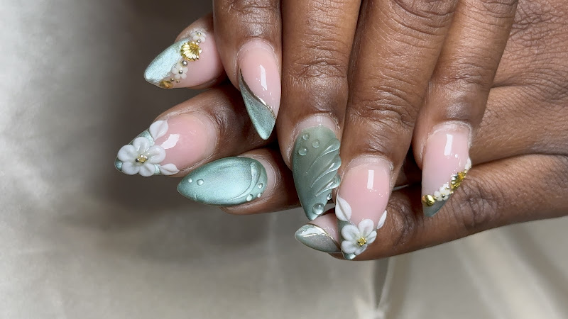 Bling Nail & Spa 5