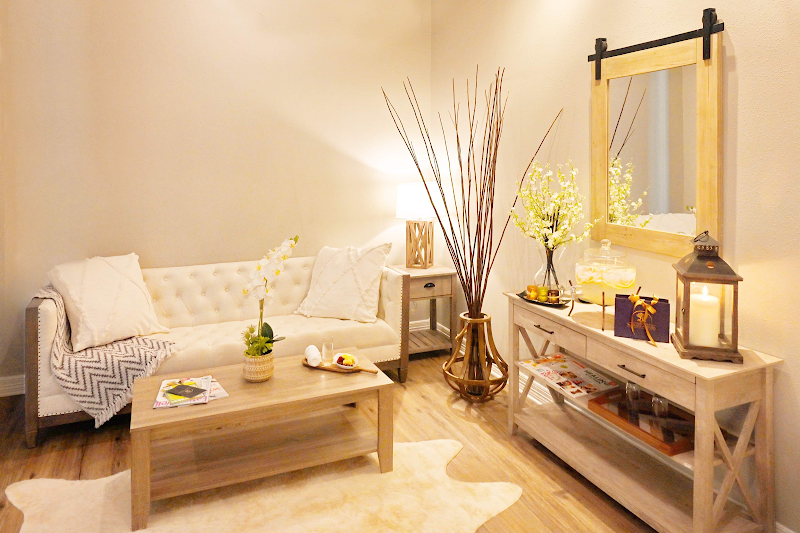 The Luxurious Massage and Spa 4