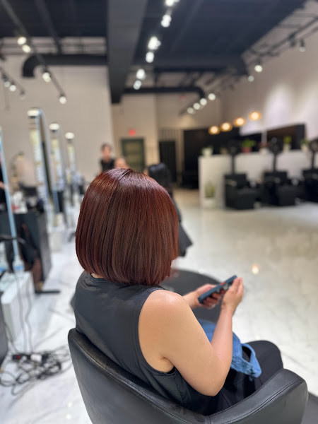 Tyra Hair Studio 5