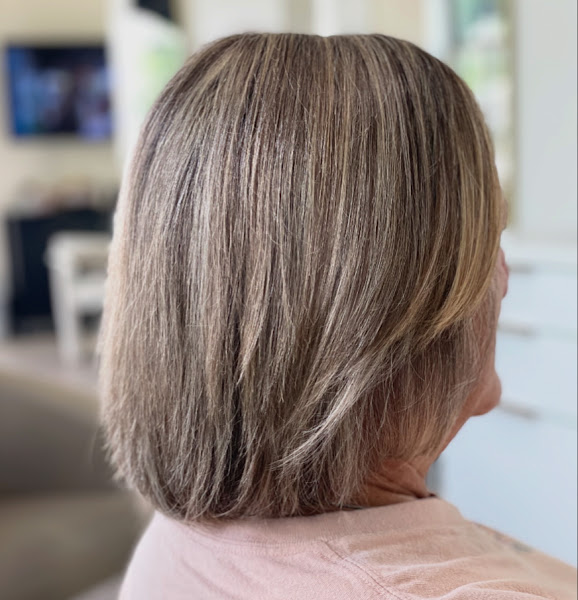Modern Hue Salon by Lesley Calderon 4
