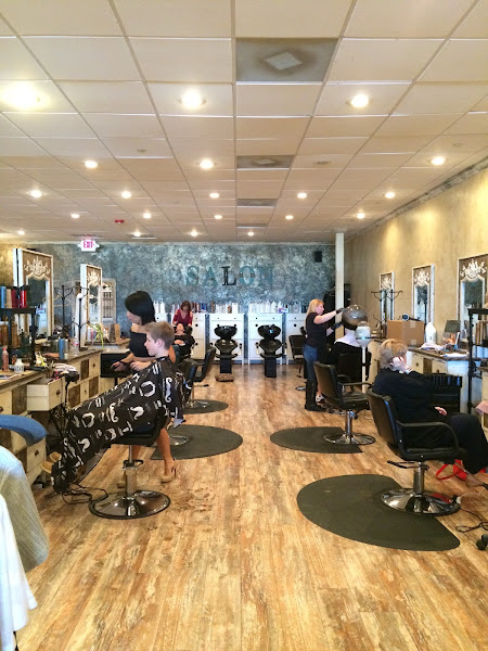 Salon Cypress 5