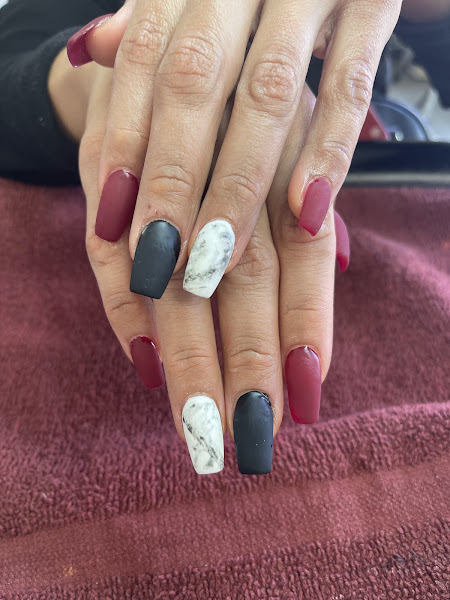 Lisa Hair & Nail 4