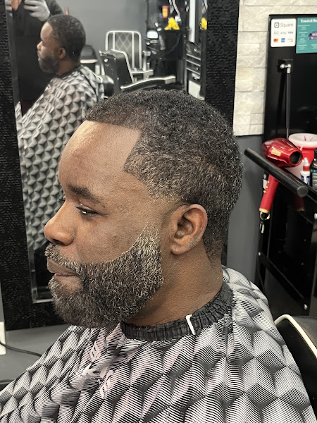 Krazie Kutz Barbershop 2