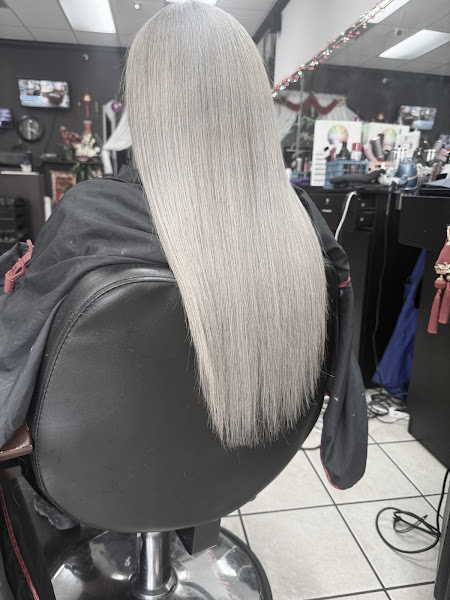 T J Salon 4