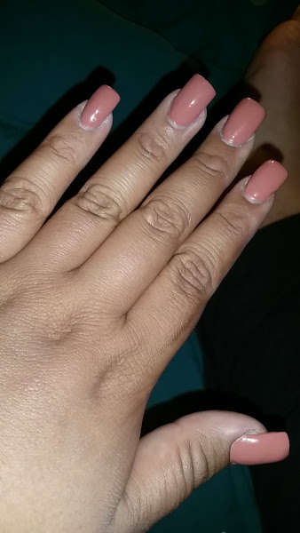 Vicky's Hair & Nail Design 4