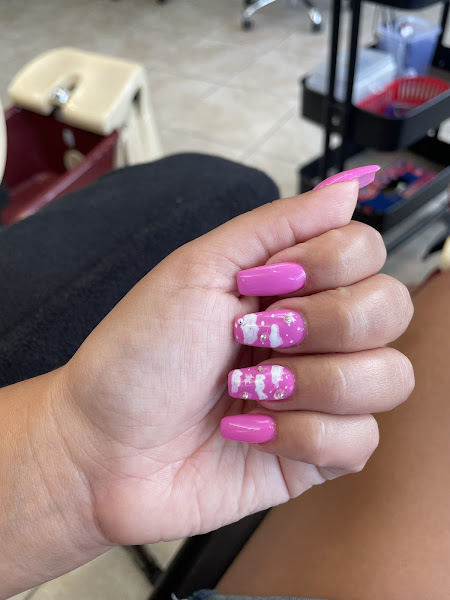 Pink Nails 3