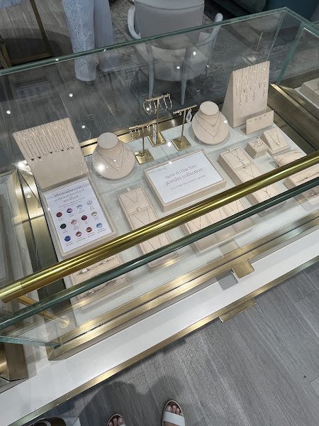 Kendra Scott 3