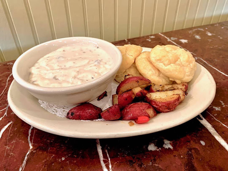 Savannah Cafe & Bakery 2