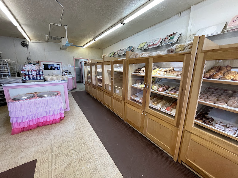 Panaderia Y Pasteleria El Nopal Bakery 5