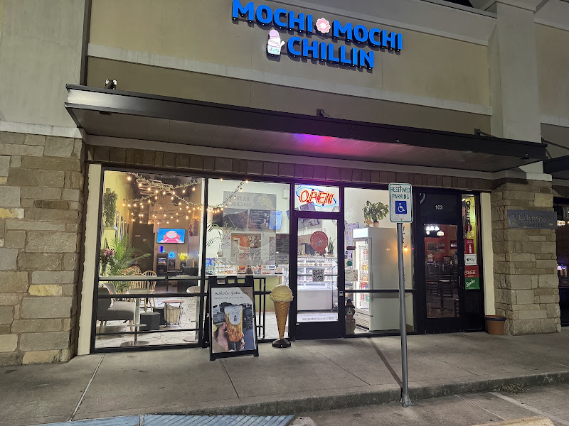 Mochi Mochi Chillin