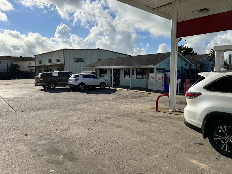 Tran's Food Store 4