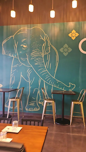 Chang Yai Thai Noodle & Cafe 2