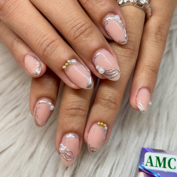 AMC Nails Pasadena 4